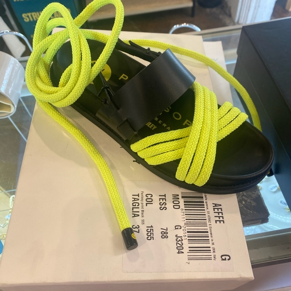 Nib $695 Philosophy sandals